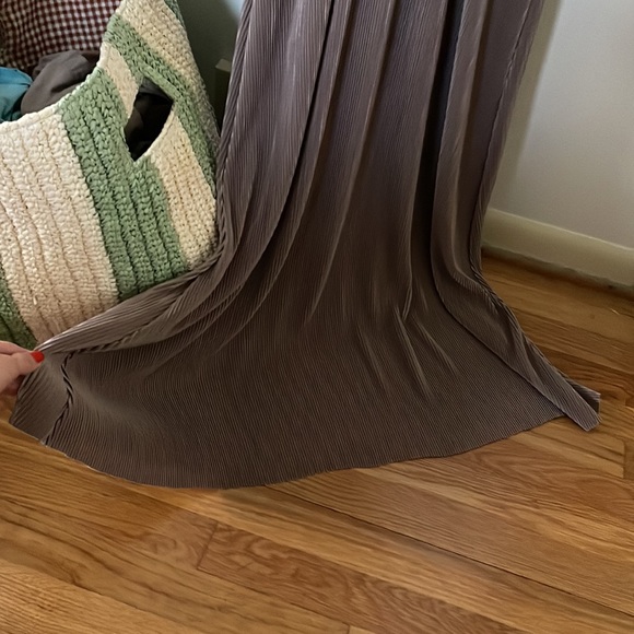 Baltic Born Maxi Dress (Bump Friendly) - Picture 3 of 6